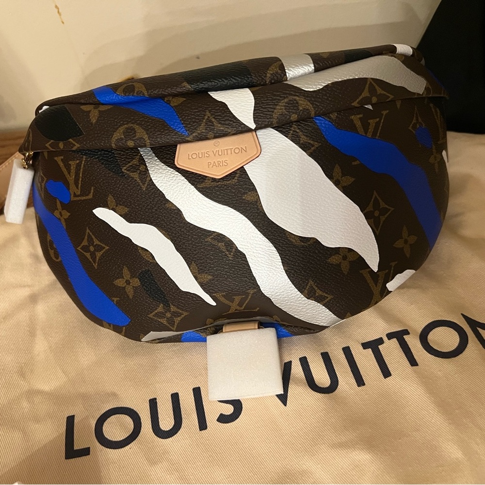 Brand New LOL Bumbag